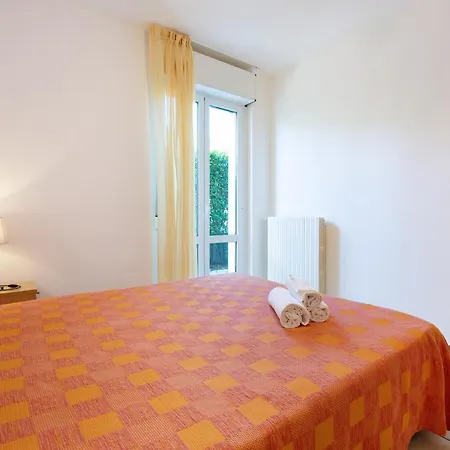 Garda 4 Apartment *